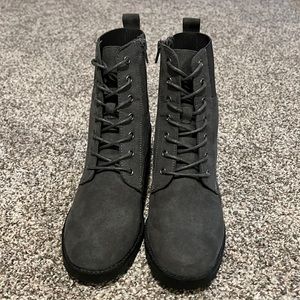 Women’s grey boots